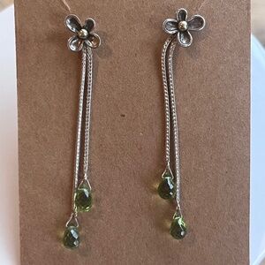 Ann King silver flower, 18 kt and peridot briolette earrings, vintage EUC